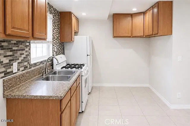 1 bed, 1.0 bath, 600 sqft, $1,700 — Photo 3