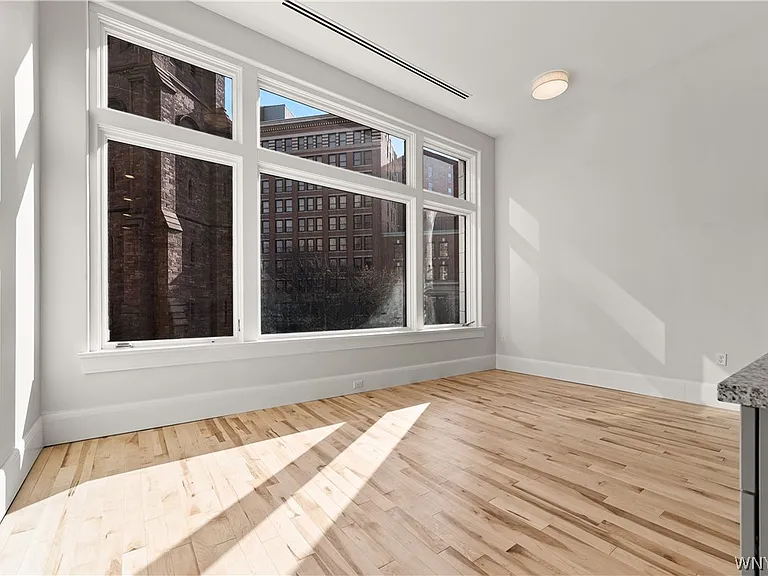 130 Pearl St — Photo 3