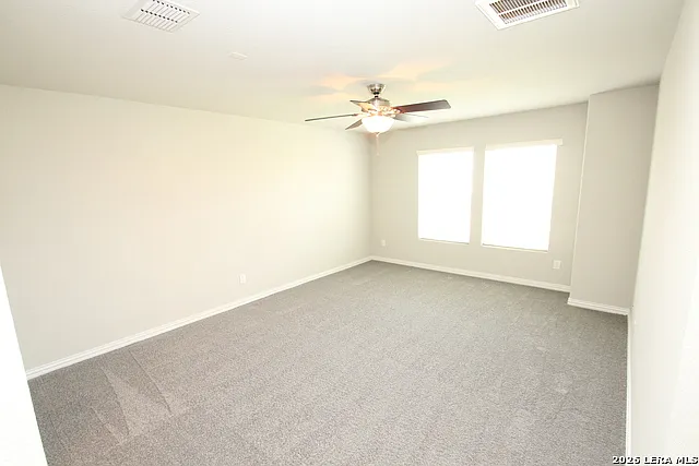 2207 Petseri Park — Photo 22