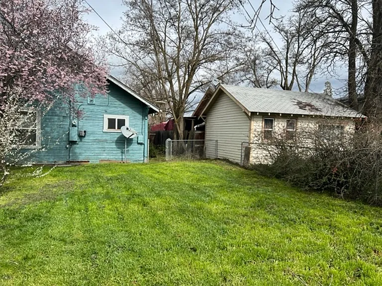 539 Palm St — Photo 19
