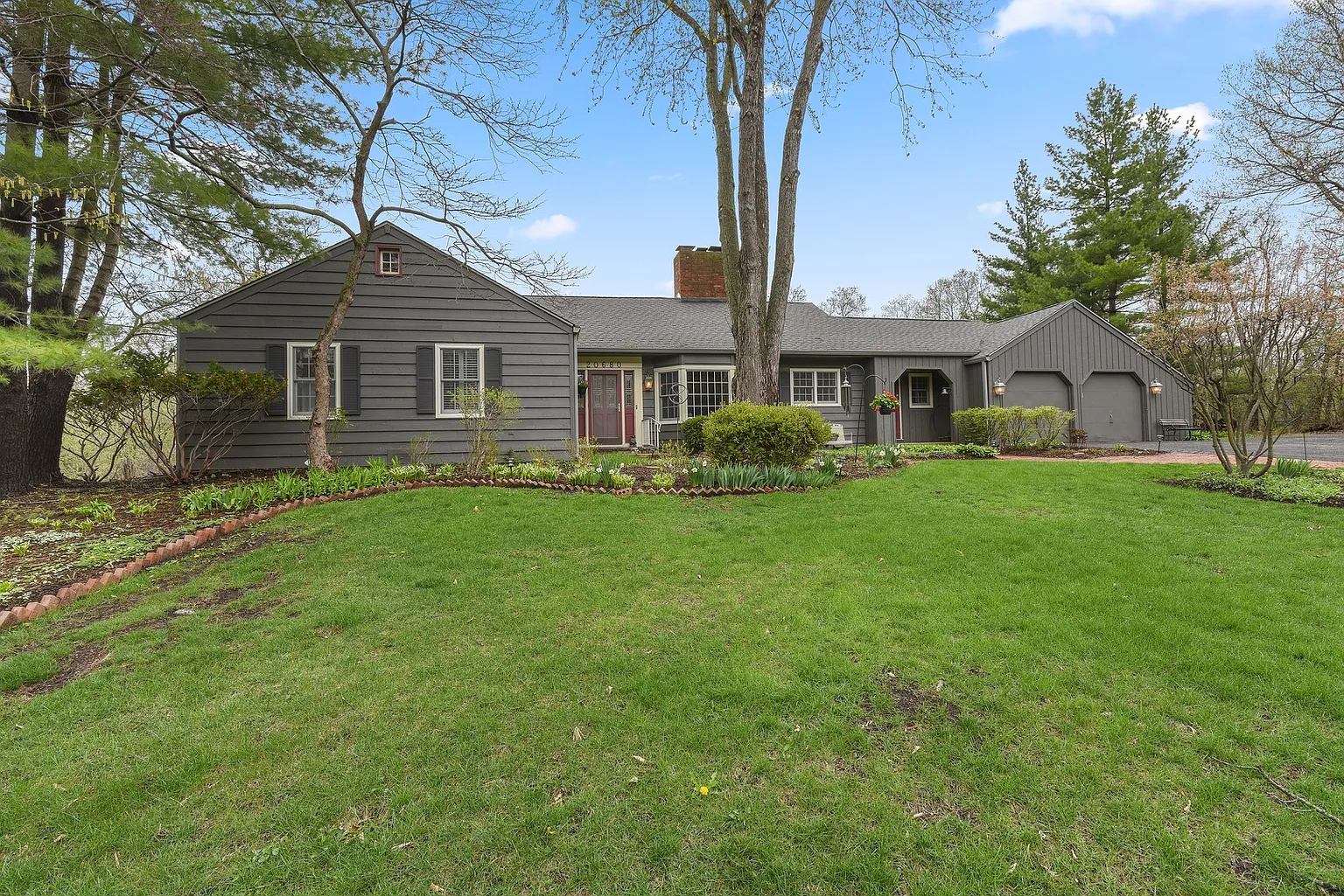 20680 W Exeter Rd photo 1