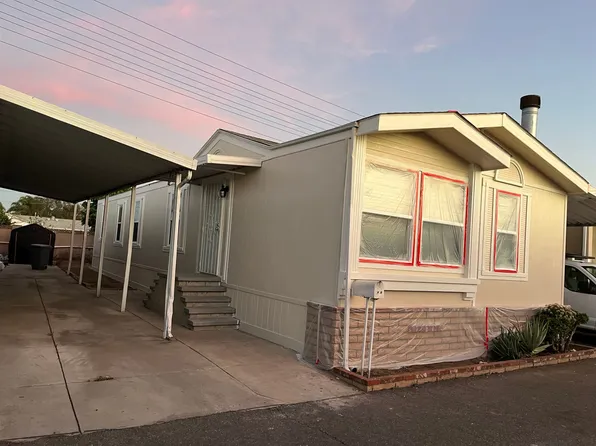 8681 Katella Ave Space 810, Stanton, CA 90680