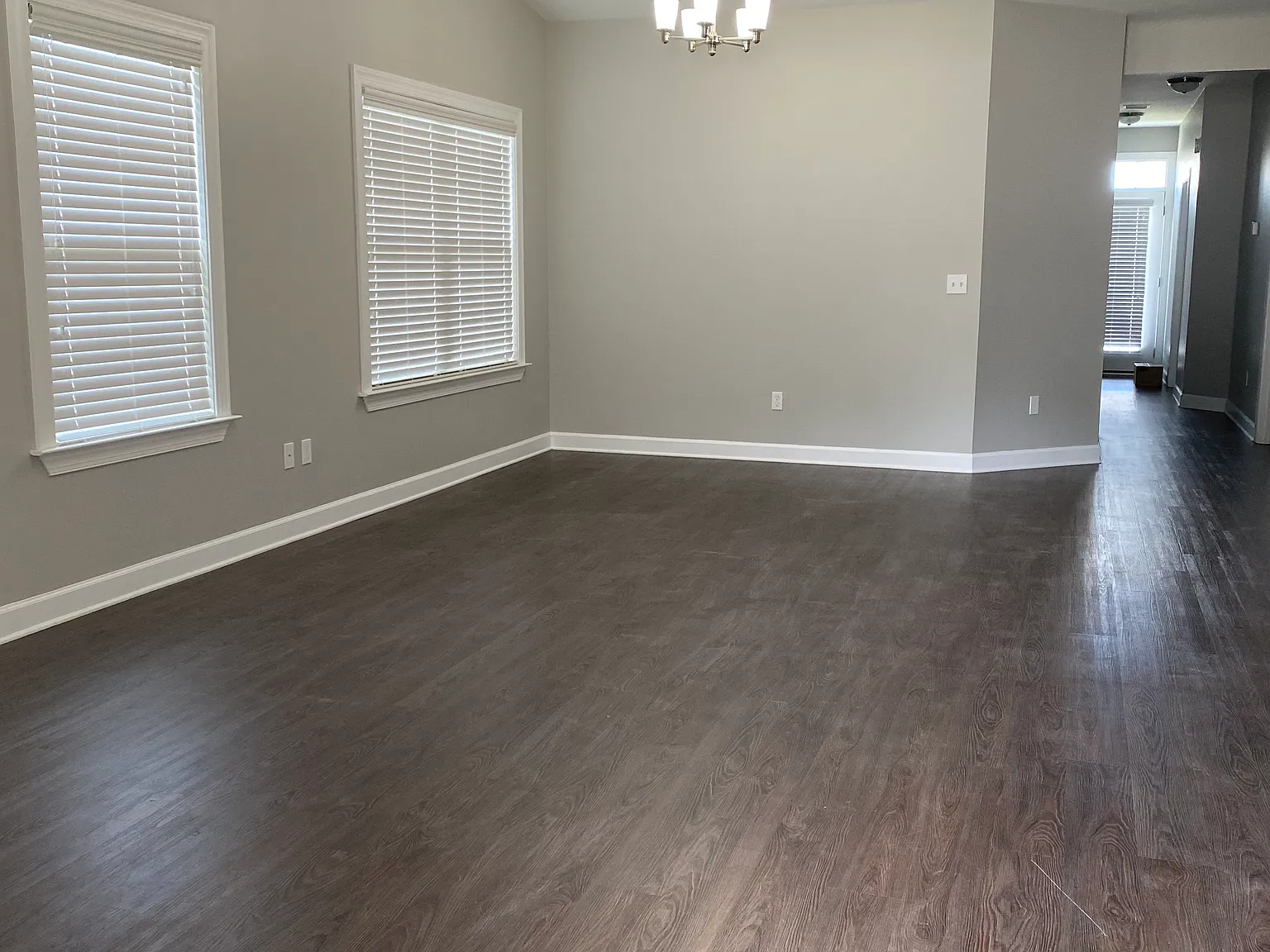 3 bed, 1584 sqft, $1,700 — Photo 2