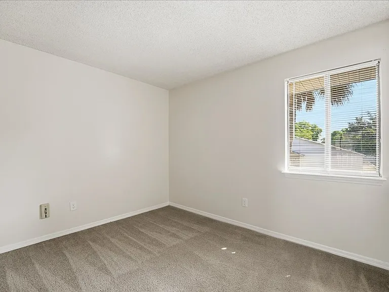 1428 Oak Pl #C — Photo 13