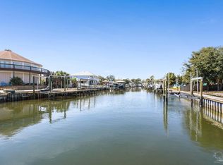 3367 Circle Dr, Gulf Breeze, FL 32563