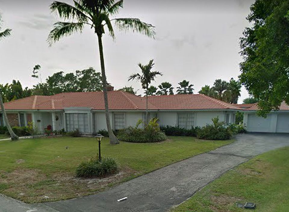 1st image of 3604 Broken Woods Dr