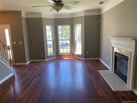 2nd image of 125 Missouri Ln