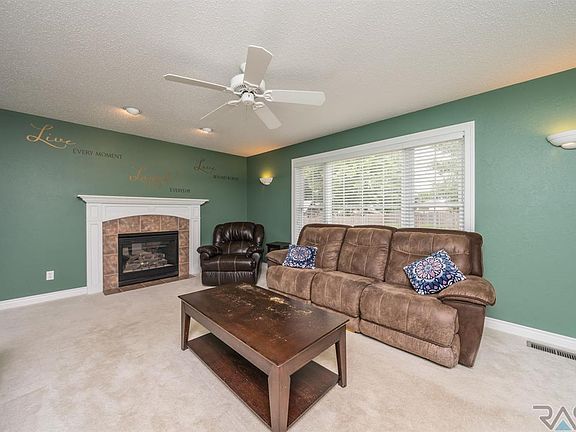 5th image of 5115 S Briarwood Ave