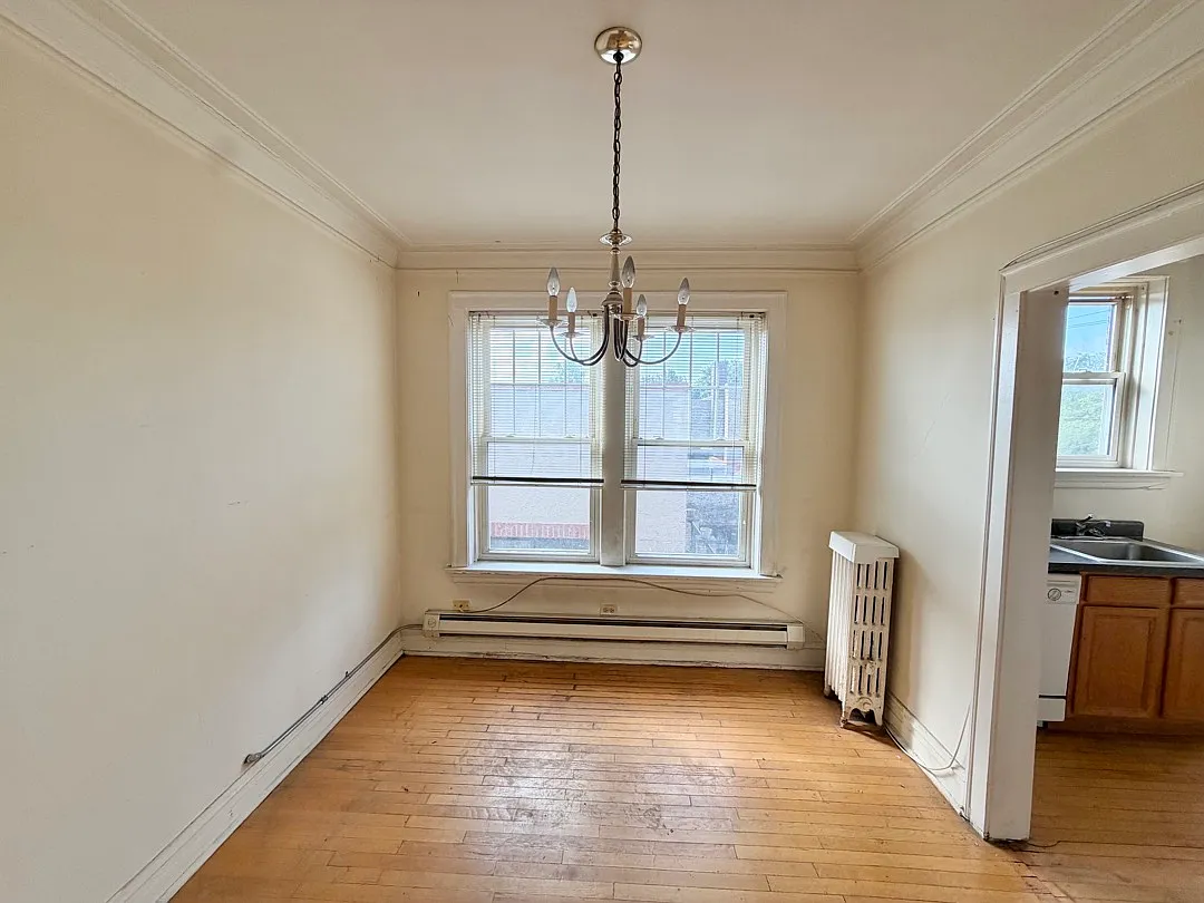 1 bed, 700 sqft, $1,795 — Photo 2