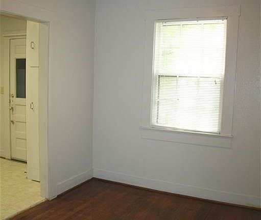 5th image of 1305 E 25th St #A