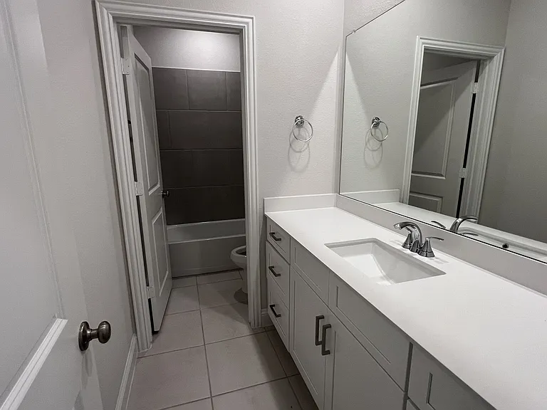 708 Palazzo Pl — Photo 9