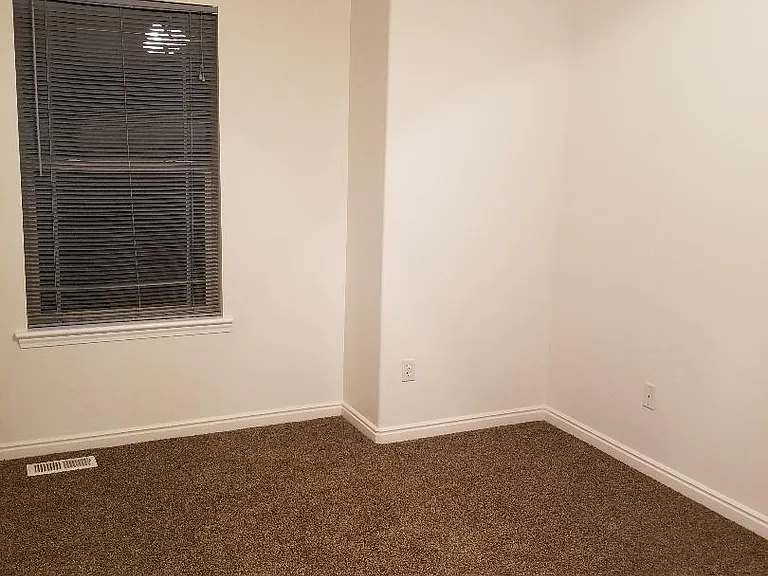 729 S Apple Grove Ln — Photo 12