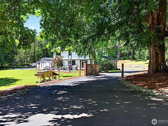2nd image of 9300 86th Avenue NW