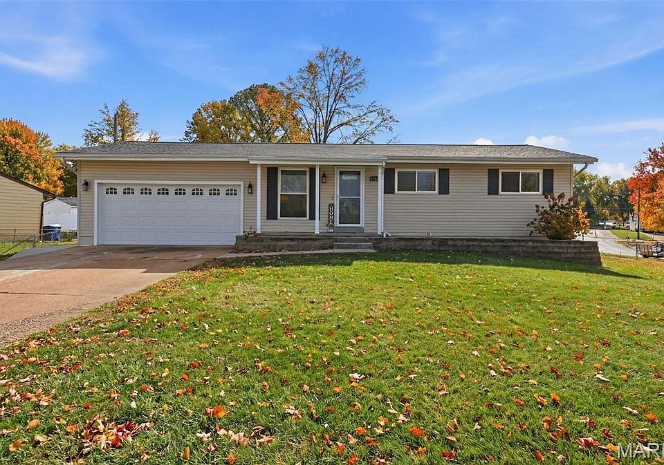 1st image of 3762 Calef Dr