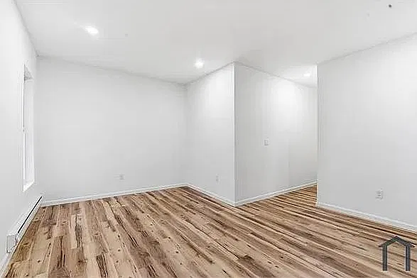 6320 Vine St - 3 — Photo 3
