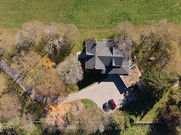 5th image of 859 Eldon Rd