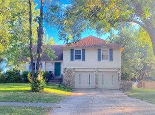 12901 W 99th St, Lenexa, KS 66215