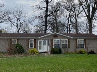 4051 N Raccoon Cir, Monticello, IN 47960