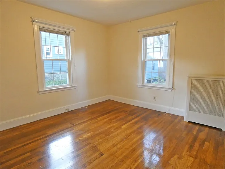 59-61 Athelstane Rd #59 — Photo 9