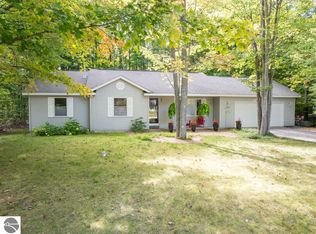 8340 Easy St, Lake Ann, MI 49650