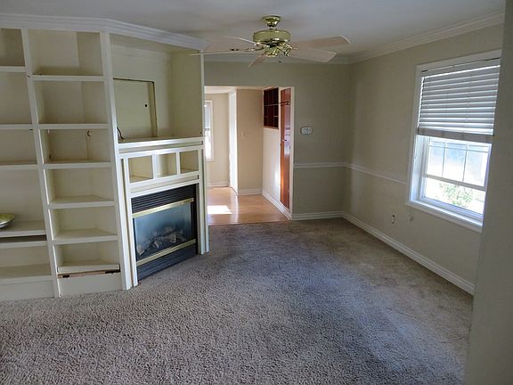 2nd image of 190 W 20th St