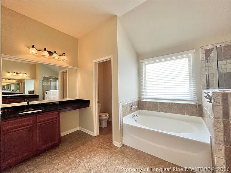 642 Regimental Dr — Photo 30