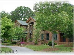 2185 Knight Rd, Kernersville, NC 27284