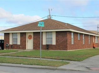 513 Pierre St, Chalmette, LA 70043