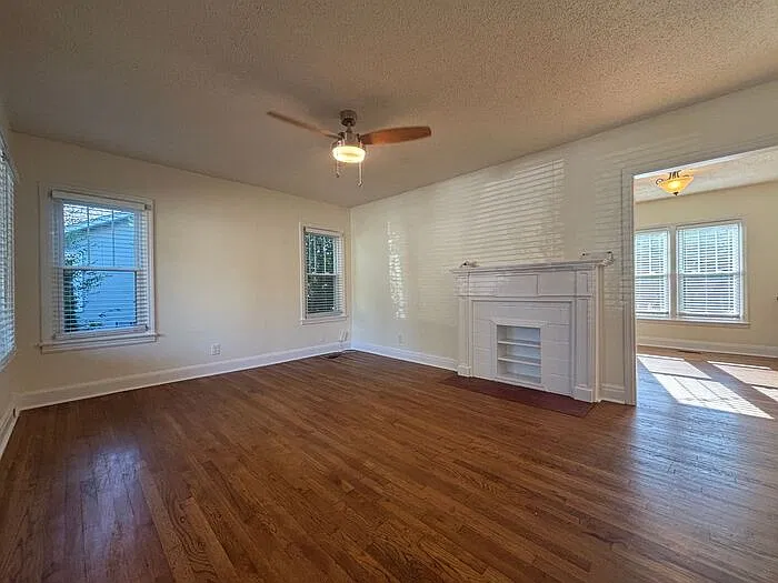 2 bed, 1.0 bath, $1,450 — Photo 4