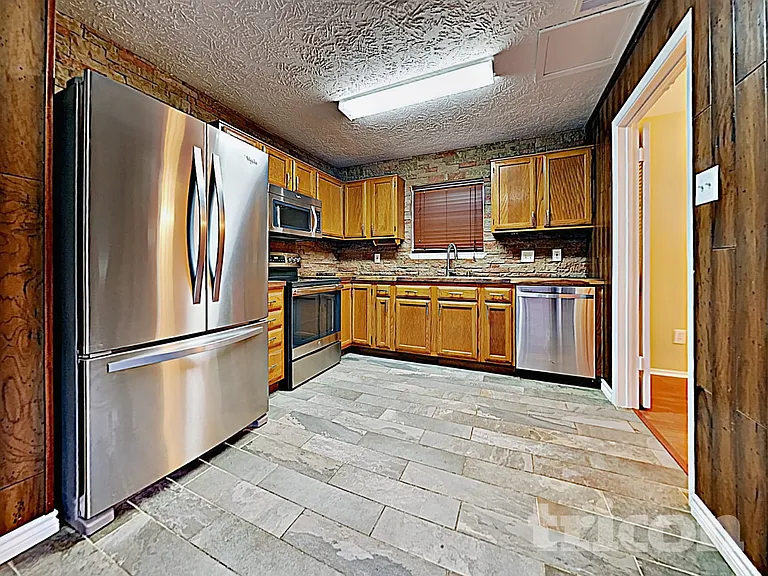 2803 Jeb Stuart Dr — Photo 8