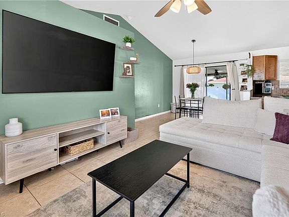 4th image of 9197 Pomelo RD E