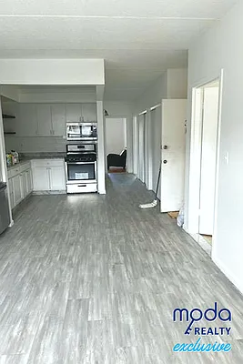 Rented by Moda Realty | media 1