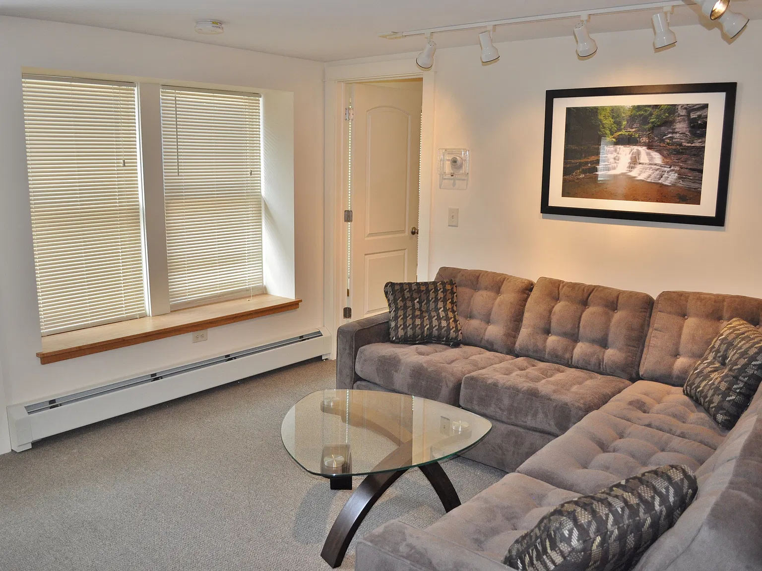 203 Williams Street - 2 — Photo 4