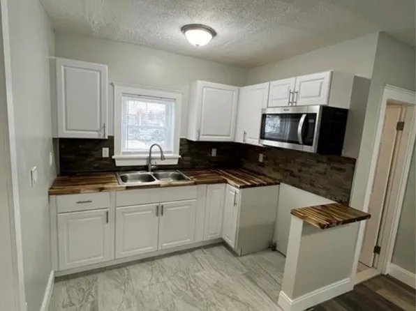 36 Berlin St Unit 2, Providence, RI 02908