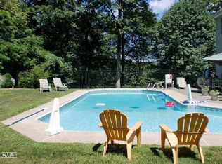 32 Jeremy Dr, New Fairfield, CT 06812