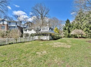 97 Valley Dr, Pittsburgh, PA 15215