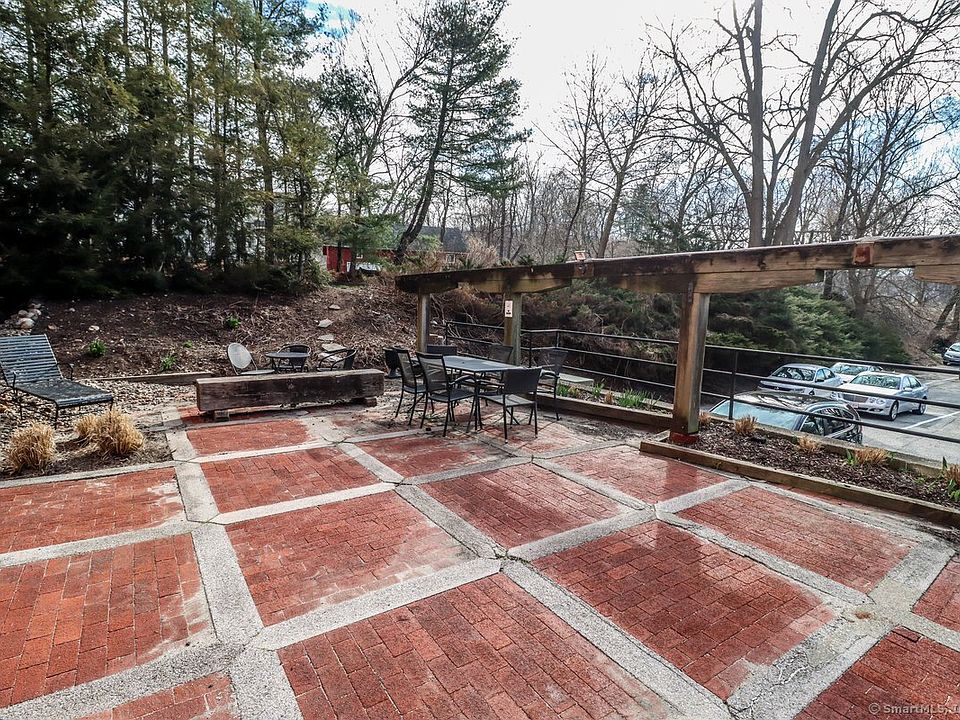 Gaslight Condominiums 65 West St New Milford CT Zillow