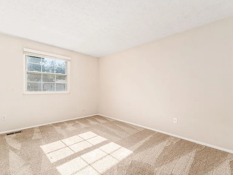 6501 Woodthrush Dr — Photo 15