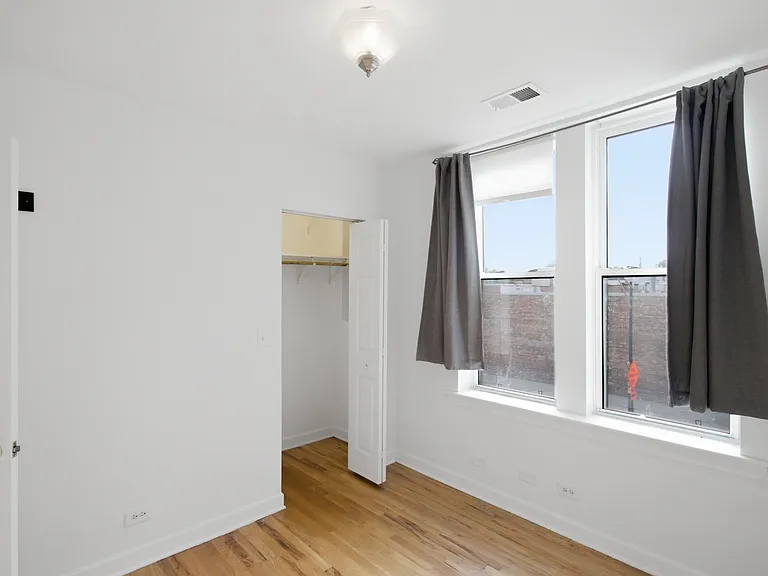 3760 W Fullerton Ave #2W — Photo 6