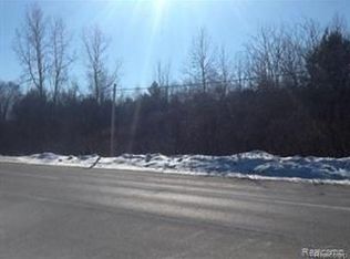 1225 Benstein Rd, Commerce Township, MI 48390