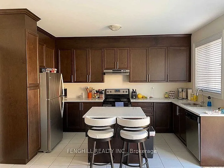 34 William Luck Ave — Photo 4