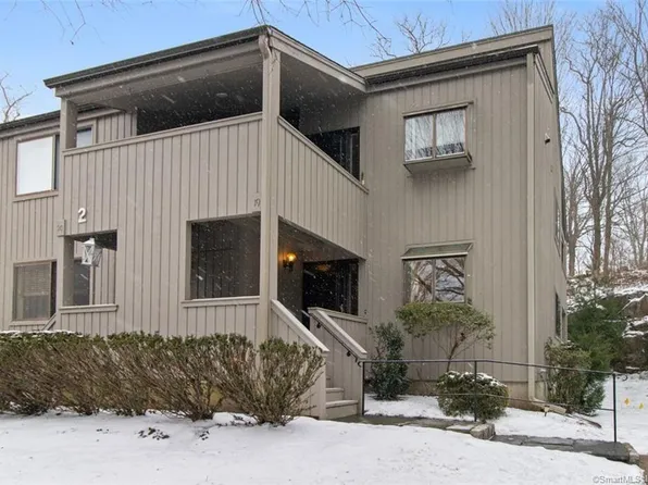19 Whitney Glen #19, Westport, CT 06880