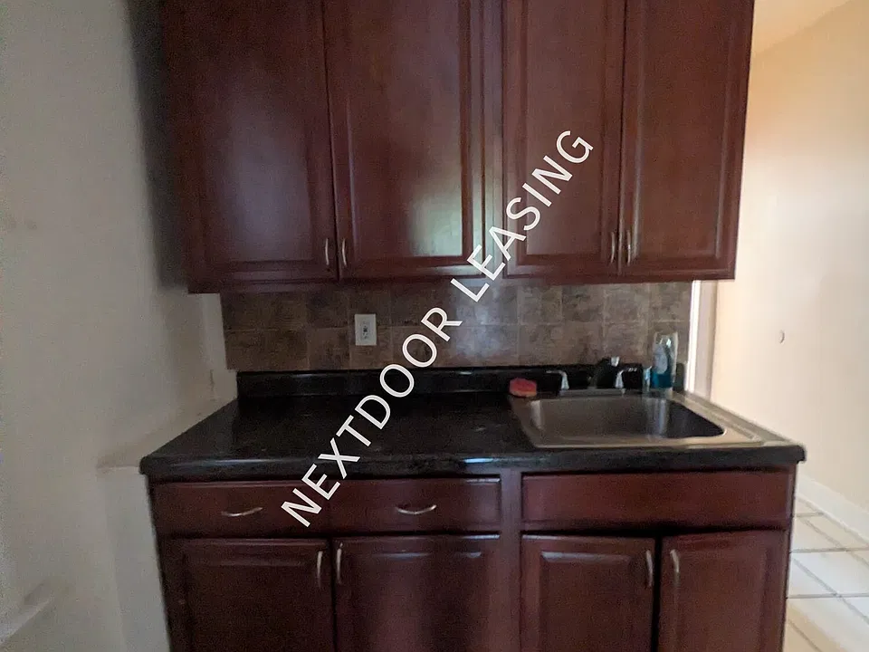 149 Wilkinson Ave #2LM