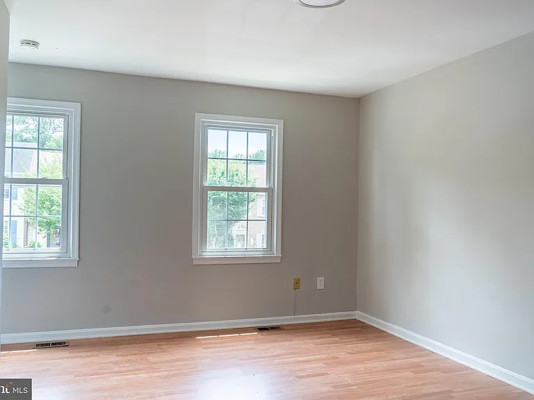 3970 Bradwater St — Photo 16