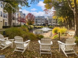 Fairfield House Condo, Fairfax, VA 22033