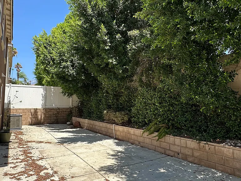 1540 Cantabria Pl — Photo 2