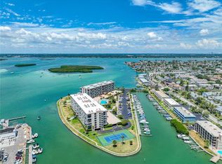 1 Key Capri APT 301E, Treasure Island, FL 33706