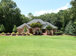 124 Cross Creek Cir, Macon, GA