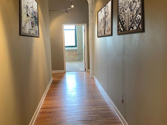 3rd image of 221 E Cullerton St APT 709