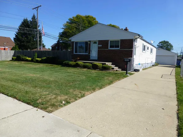24848 Wagner Ave, Warren, MI 48089